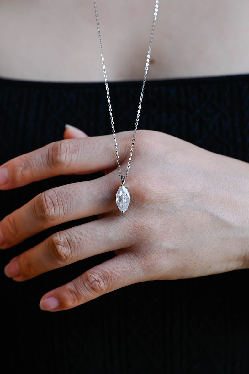 0.17 CT Moissanite Diamond Cross Pendant Necklace in Solid Gold 1